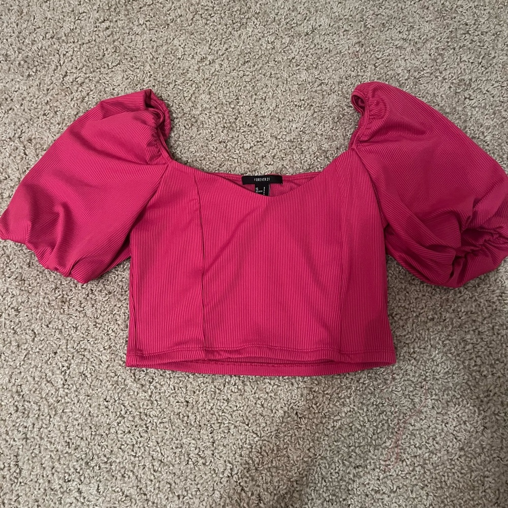 Forever 21 Pink cropped top with puffy sleeves